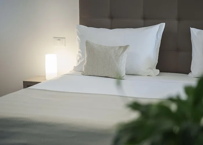 Aparthotel & Urban Padel