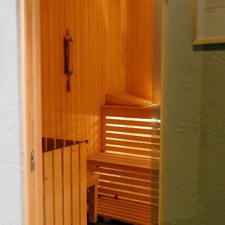 & Urban Padel Apart-hotel Milão