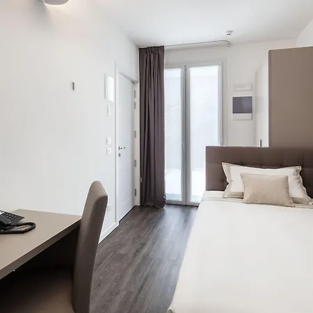 Apart-hotel & Urban Padel Milão