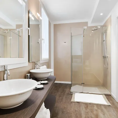 & Urban Padel Milão