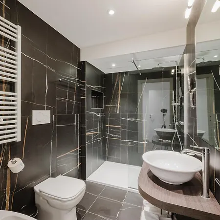 Aparthotel & Urban Padel 4*