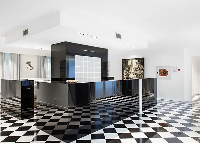 & Urban Padel アパートホテル 4*