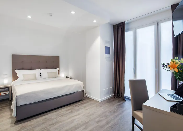 アパートホテル & Urban Padel 4*