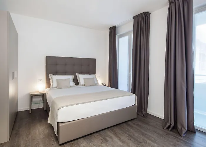 & Urban Padel アパートホテル